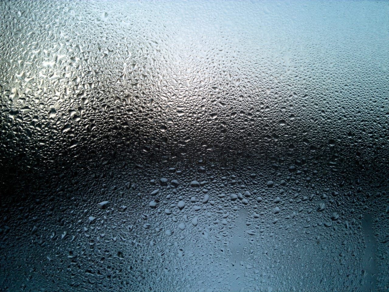 moisture-on-window