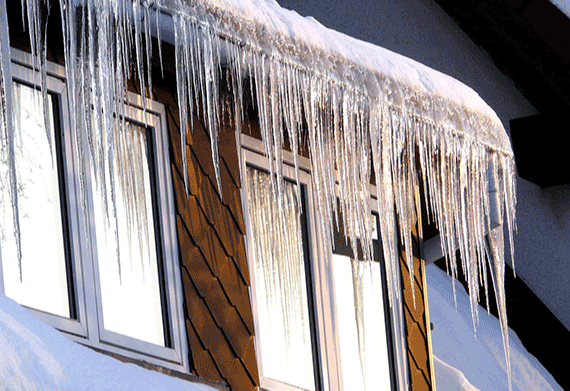 icicles-on-house-ice-dam-problem-1