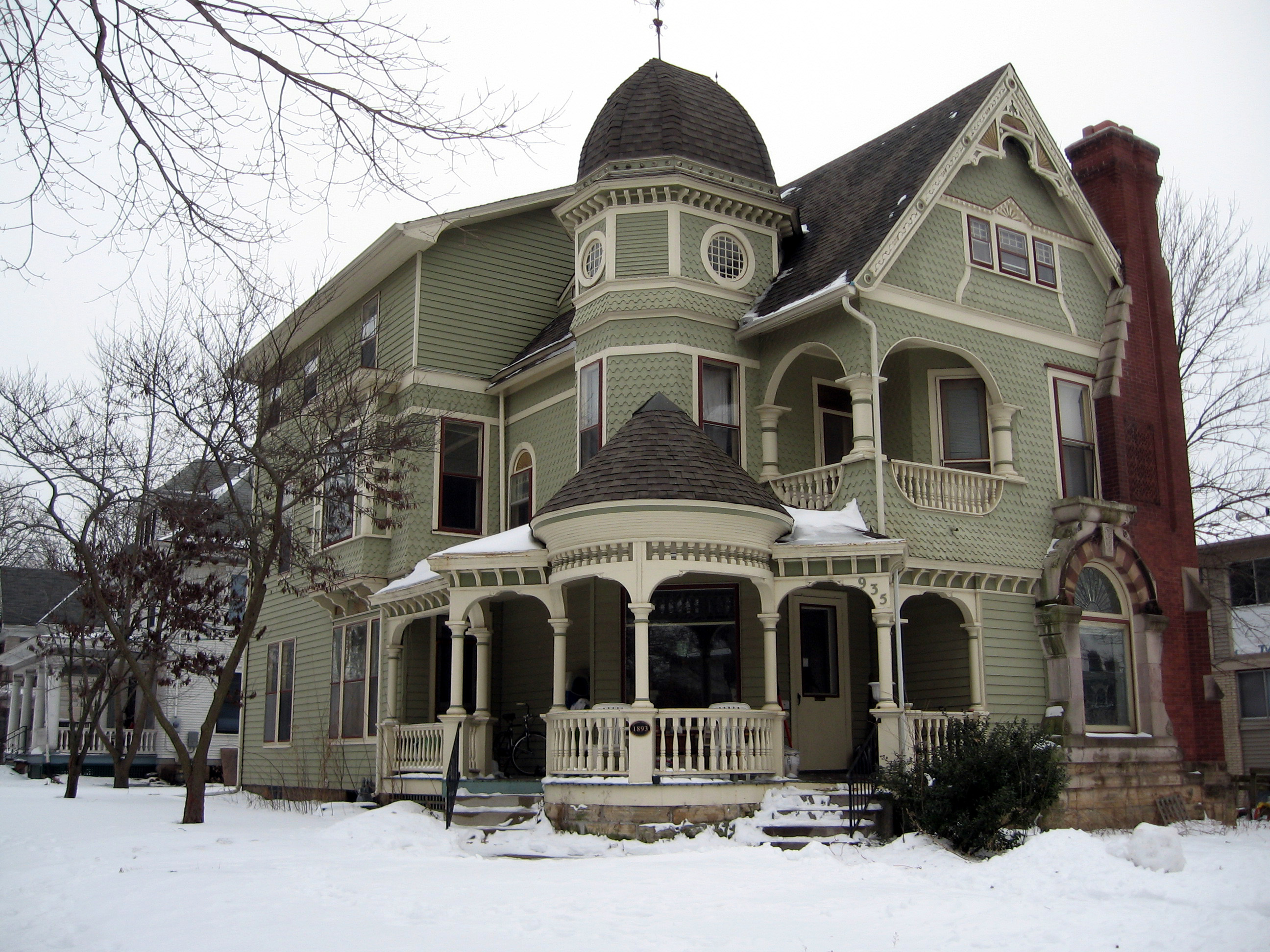 Iowa_city_linsay_house.jpg