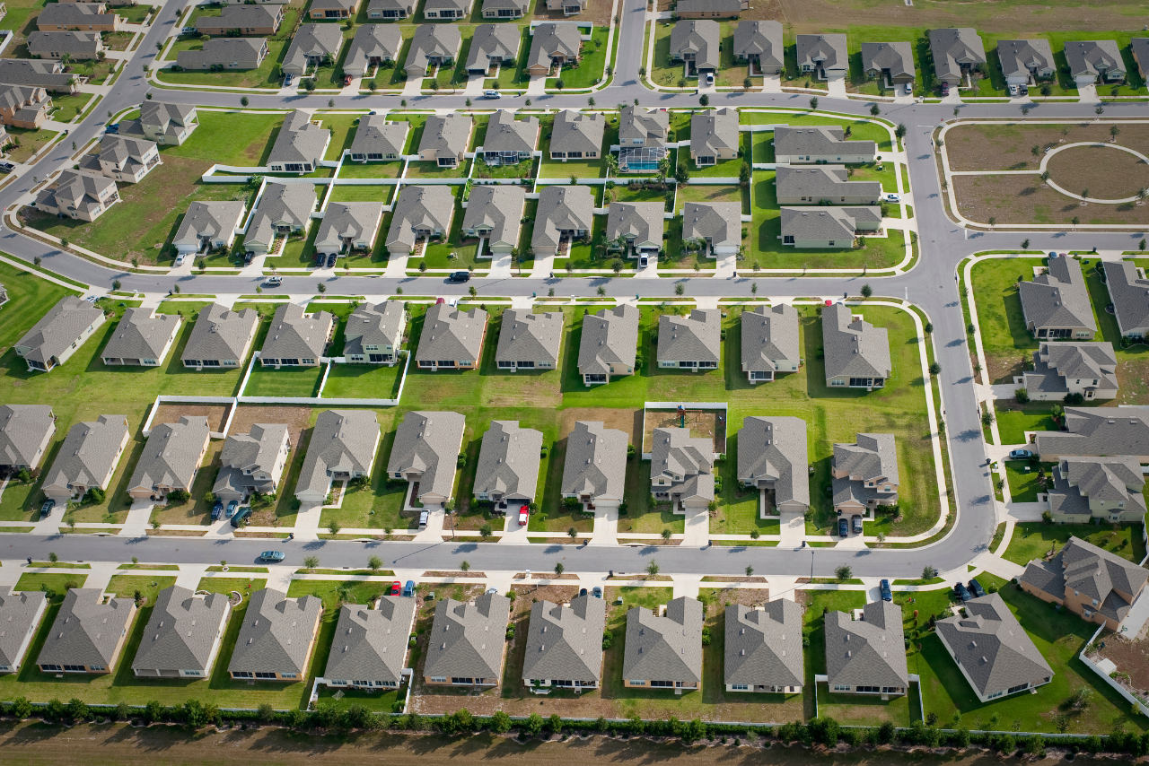 HOA-roofing