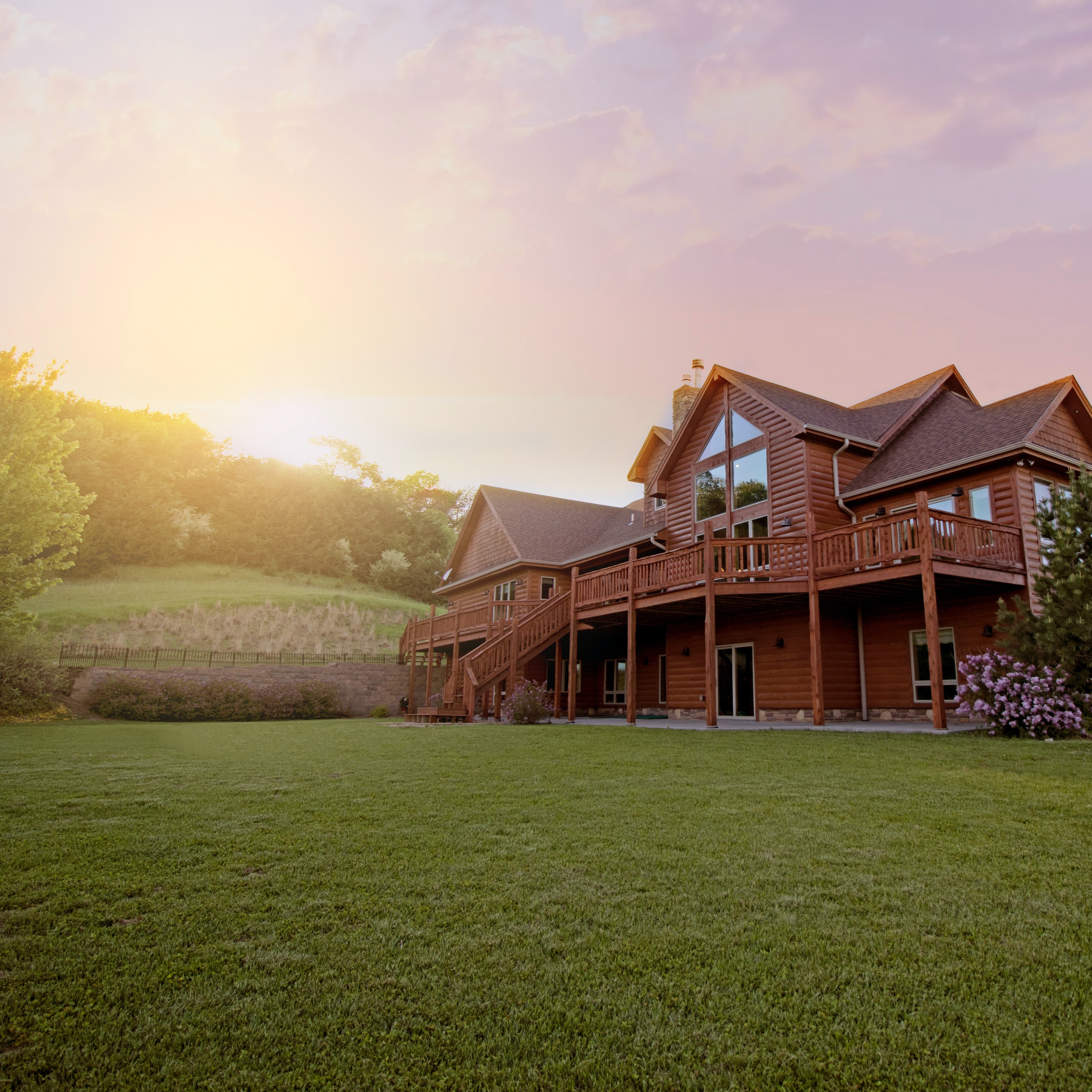 country-home-at-sunset